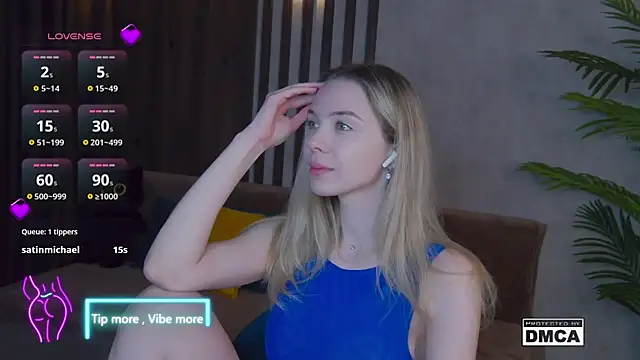 Holl1Would online show from February 26, 7:32 pm