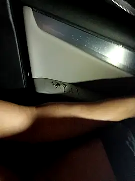 Snapshot of Roberts8inchcock chatting on November 16, 9:58 am Roberts8inchcock online show from November 16, 9:58 am