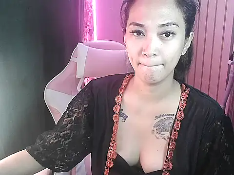 Snapshot of hotasianivy19 chatting on September 26, 8:32 am hotasianivy19 online show from September 26, 8:32 am