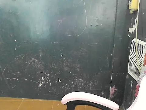 Snapshot of hotasianivy19 chatting on October 29, 3:44 pm hotasianivy19 online show from October 29, 3:44 pm