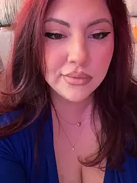 Snapshot of CurvyKimmy1 chatting on May 23, 11:31 am CurvyKimmy1 online show from May 23, 11:31 am