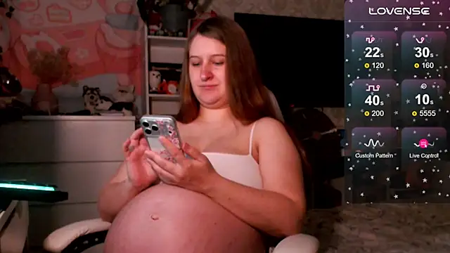 AmeyaLovea online show from June 13, 9:24 pm