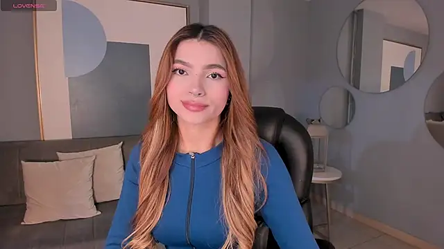 LexieWayne online show from September 22, 6:14 pm