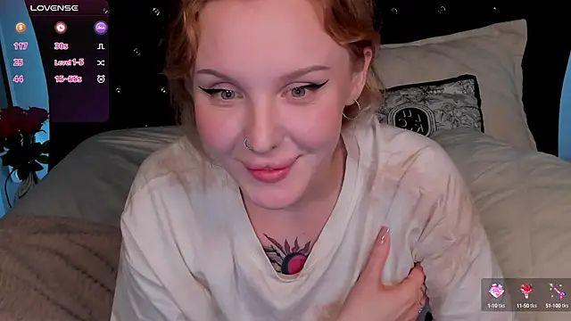 Snapshot of LianaFord chatting on February 28, 10:50 pm LianaFord online show from February 28, 10:50 pm