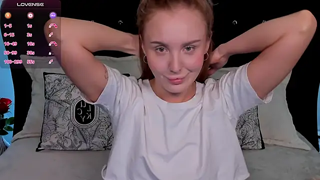 Snapshot of LianaFord chatting on March 3, 7:39 pm LianaFord online show from March 3, 7:39 pm
