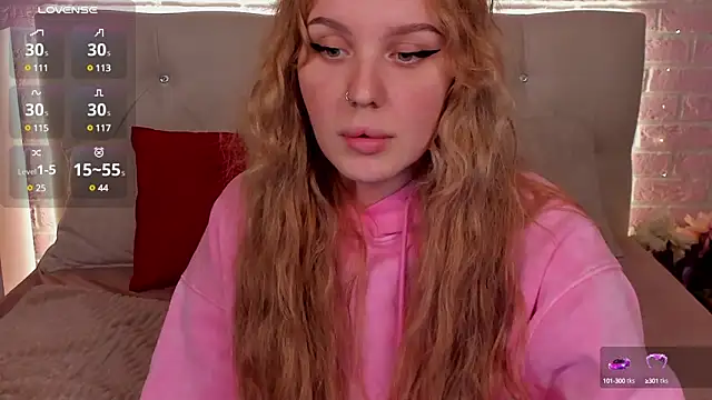 Snapshot of LianaFord chatting on March 21, 6:18 pm LianaFord online show from March 21, 6:18 pm