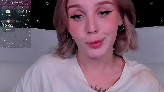 Snapshot of LianaFord chatting on September 15, 7:14 pm LianaFord online show from September 15, 7:14 pm