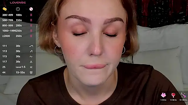 Snapshot of LianaFord chatting on November 4, 8:34 pm LianaFord online show from November 4, 8:34 pm