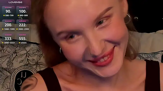 Snapshot of LianaFord chatting on March 17, 7:26 pm LianaFord online show from March 17, 7:26 pm