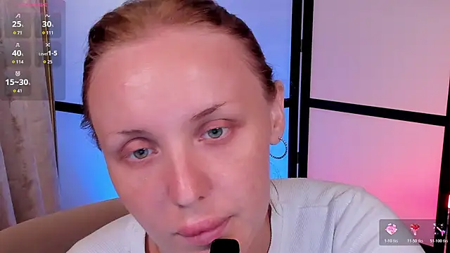 Snapshot of LianaFord chatting on June 11, 5:04 am LianaFord online show from June 11, 5:04 am