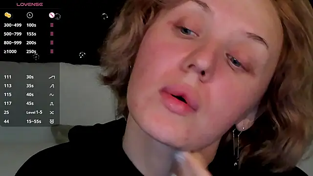 LianaFord online show from December 17, 10:04 pm