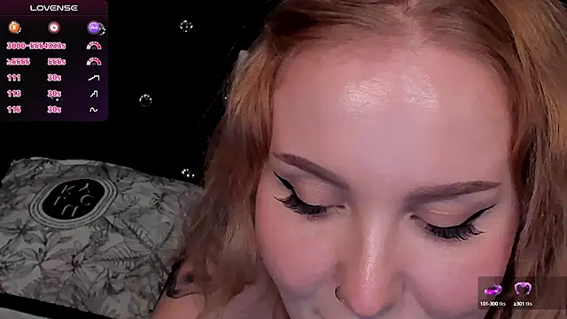 Snapshot of LianaFord chatting on February 25, 11:15 pm LianaFord online show from February 25, 11:15 pm