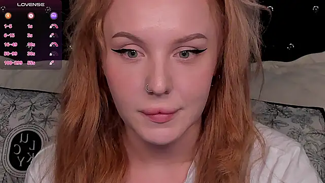 Snapshot of LianaFord chatting on February 27, 6:31 pm LianaFord online show from February 27, 6:31 pm