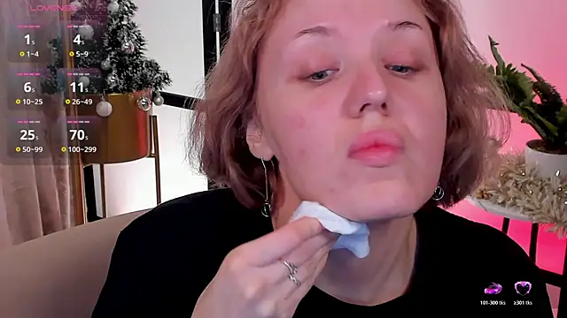 LianaFord online show from December 16, 11:20 pm