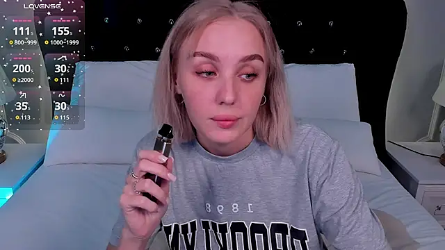 Snapshot of LianaFord chatting on September 19, 5:50 pm LianaFord online show from September 19, 5:50 pm