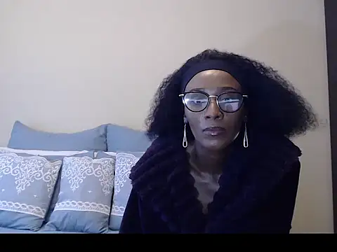 yummycherryxx online show from October 22, 7:30 am