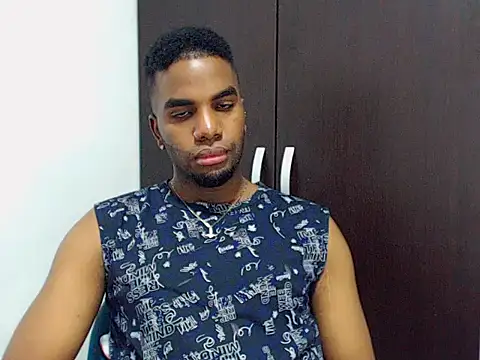 Rene hotman online show from November 2, 8:03 pm