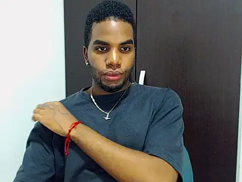 Rene hotman online show from October 11, 9:05 pm