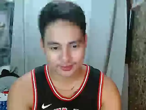Snapshot of SKY-24 chatting on June 29, 8:43 am SKY-24 online show from June 29, 8:43 am