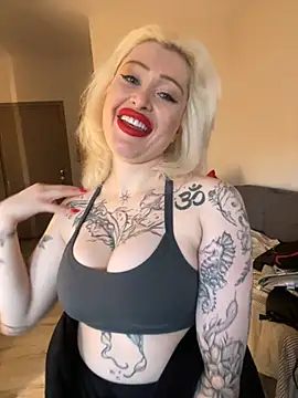 Snapshot of JennaLinn chatting on March 4, 4:42 am JennaLinn online show from March 4, 4:42 am