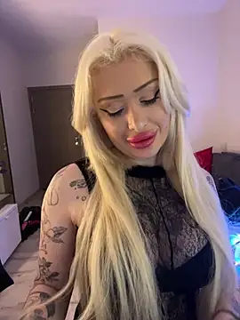 Snapshot of JennaLinn chatting on February 17, 7:55 pm JennaLinn online show from February 17, 7:55 pm