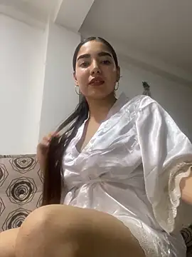 DulceChloe99 online show from February 25, 8:52 pm