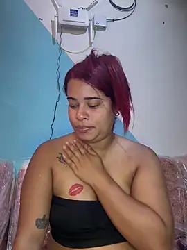 Snapshot of sweet_morbid_hot chatting on February 19, 5:32 pm sweet morbid hot online show from February 19, 5:32 pm