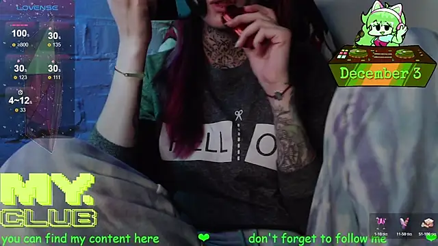 Witch Emma online show from December 3, 9:25 pm