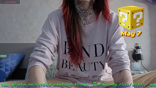 Witch Emma online show from May 7, 7:12 am