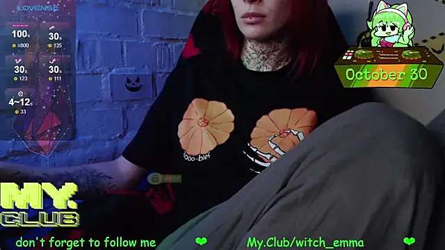 Witch Emma online show from October 30, 9:07 am