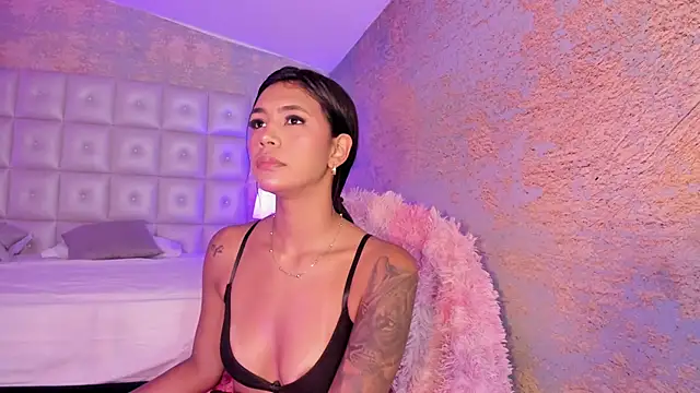 AntonellaRossi online show from November 16, 7:40 pm