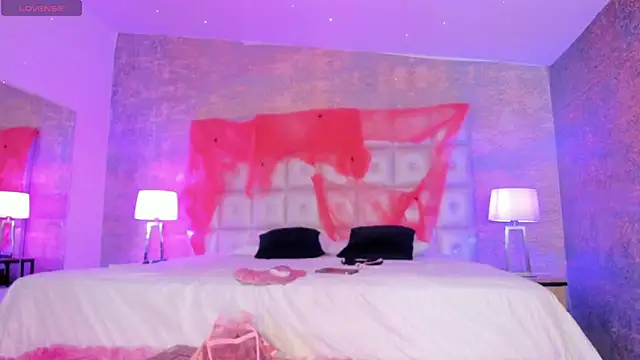 AntonellaRossi online show from October 15, 7:44 pm