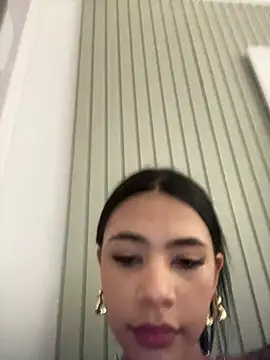 Snapshot of AntonellaRossi chatting on June 8, 5:35 pm AntonellaRossi online show from June 8, 5:35 pm