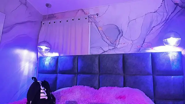 AntonellaRossi online show from March 21, 8:02 pm