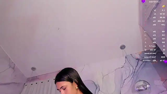 AntonellaRossi online show from April 5, 8:04 pm