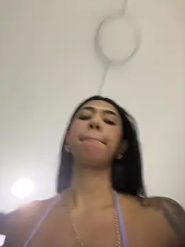 Snapshot of AntonellaRossi chatting on July 5, 1:18 pm AntonellaRossi online show from July 5, 1:18 pm