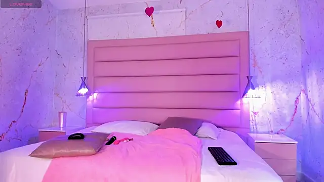 AntonellaRossi online show from March 19, 8:00 pm