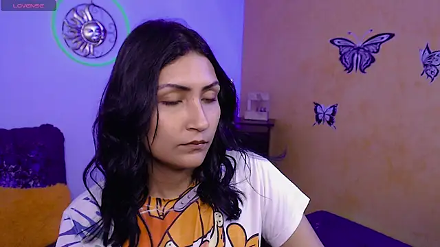 Snapshot of leah-666 chatting on March 21, 1:45 pm leah-666 online show from March 21, 1:45 pm