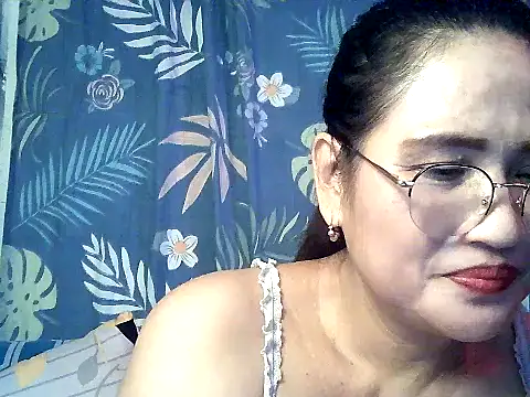 Snapshot of Amazing_Angel22 chatting on September 24, 3:46 am Amazing Angel22 online show from September 24, 3:46 am
