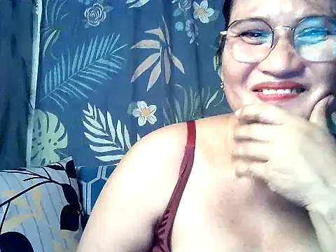 Snapshot of Amazing_Angel22 chatting on October 10, 6:14 am Amazing Angel22 online show from October 10, 6:14 am