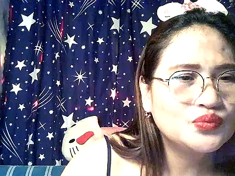 Amazing Angel22 online show from February 20, 5:37 pm