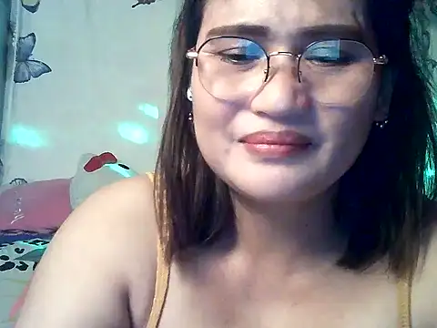 Amazing Angel22 online show from March 12, 5:06 pm