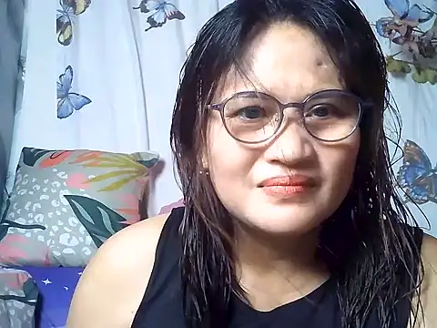 Amazing Angel22 online show from June 24, 11:57 pm