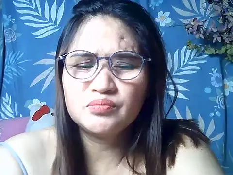 Snapshot of Amazing_Angel22 chatting on June 2, 4:07 pm Amazing Angel22 online show from June 2, 4:07 pm