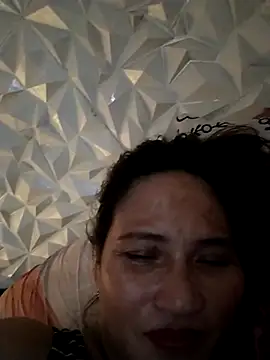Snapshot of Amazing_Angel22 chatting on March 15, 7:20 am Amazing Angel22 online show from March 15, 7:20 am