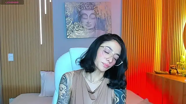 Snapshot of barbie_scoth_ chatting on June 12, 10:40 pm barbie scoth online show from June 12, 10:40 pm