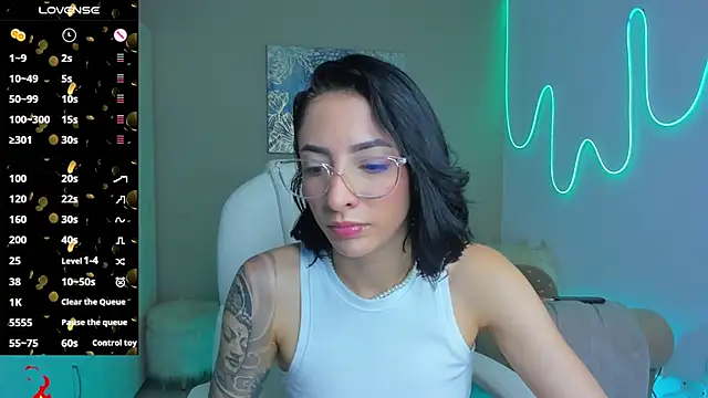 Snapshot of barbie_scoth_ chatting on October 3, 10:11 pm barbie scoth online show from October 3, 10:11 pm