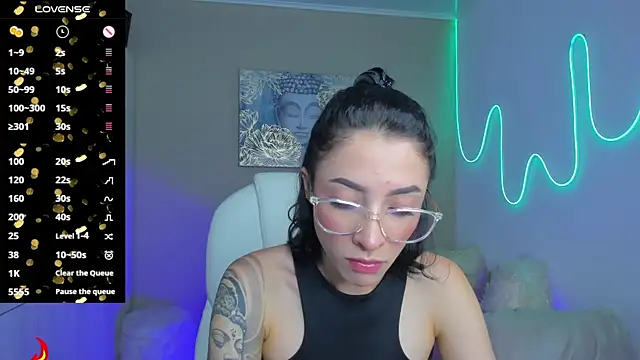 barbie scoth  online show from October 25, 10:21 pm