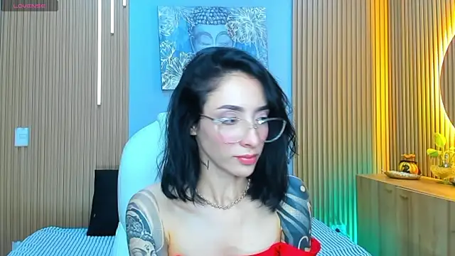 Snapshot of barbie_scoth_ chatting on June 4, 10:58 pm barbie scoth online show from June 4, 10:58 pm