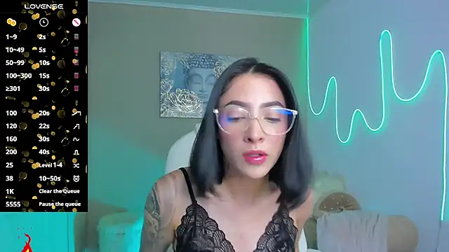 Snapshot of barbie_scoth_ chatting on October 17, 9:49 pm barbie scoth online show from October 17, 9:49 pm